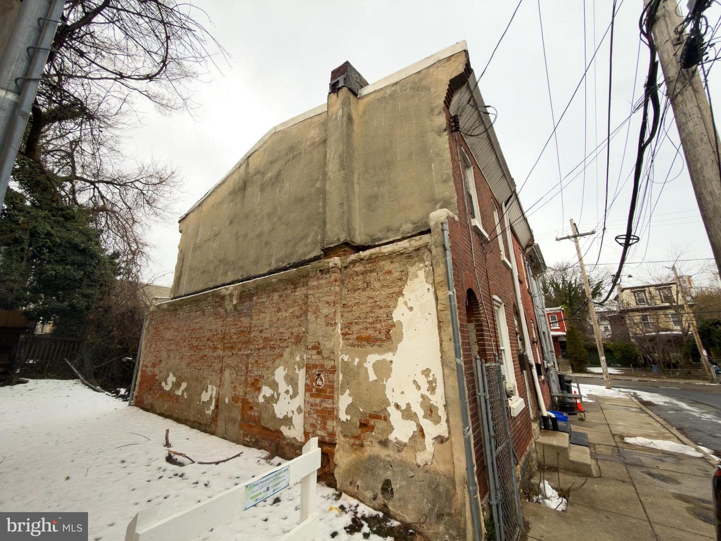 99 E Seymour Street photo 4