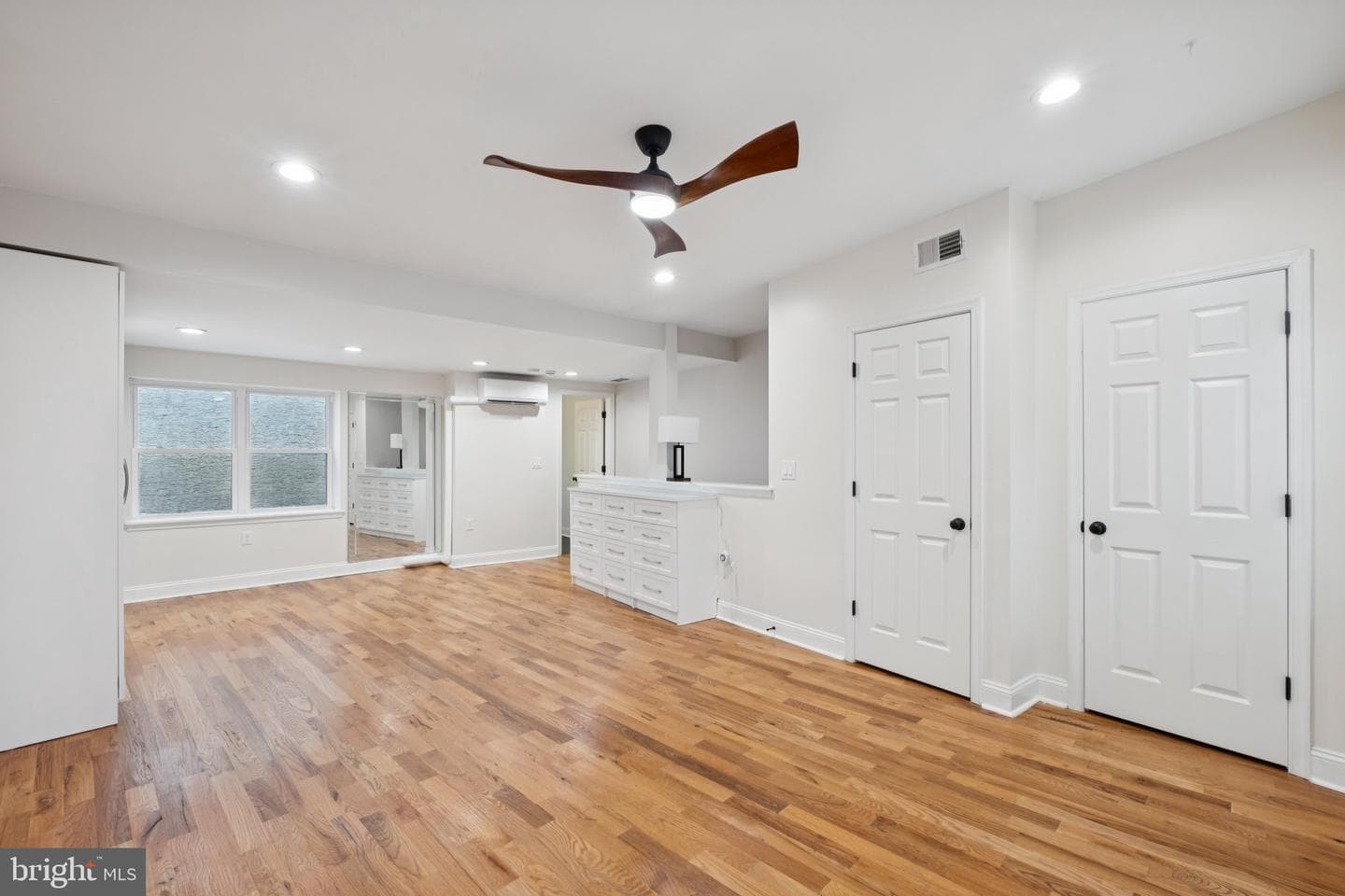 923 S 3rd Street photo 27