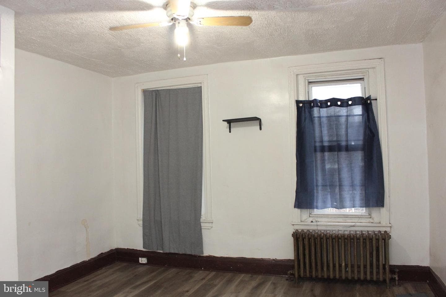 2051 Dennie Street photo 12
