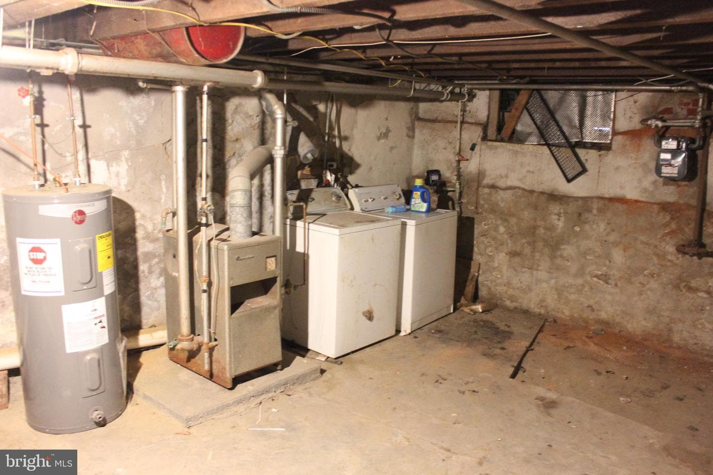 2051 Dennie Street photo 20