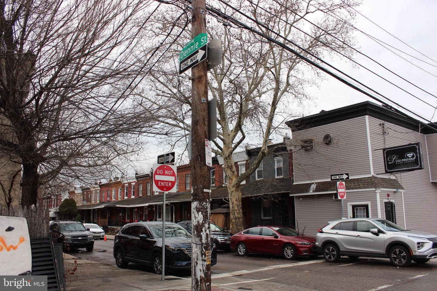 2051 Dennie Street photo 23