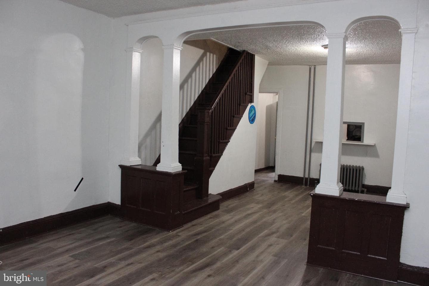 2051 Dennie Street photo 5