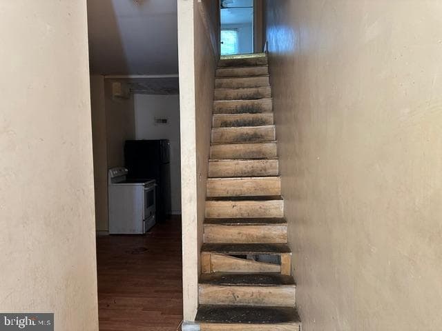 2342 N Camac Street photo 2