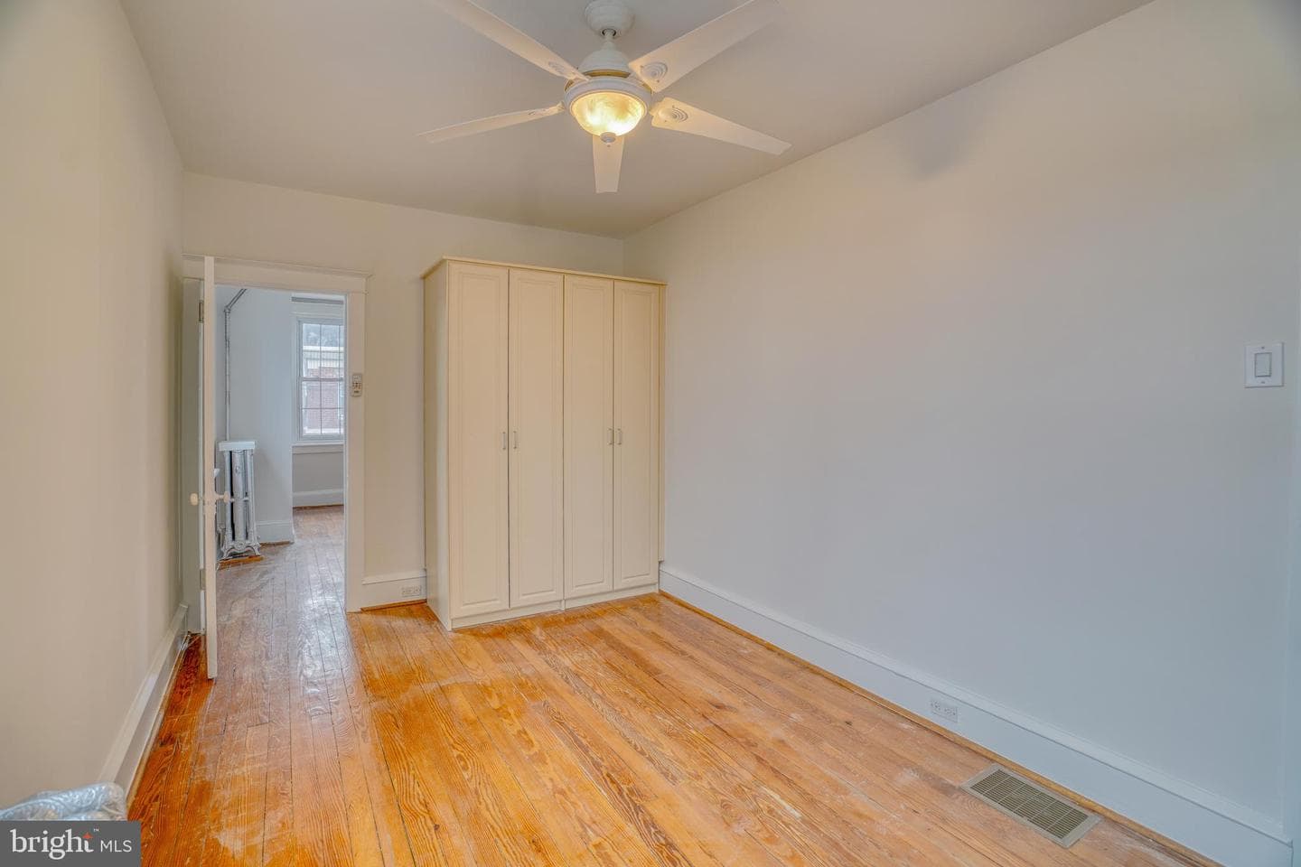 4501 Edgemont Street photo 27