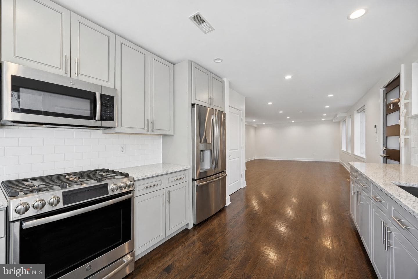 1022 S 2nd Street #7 photo 12