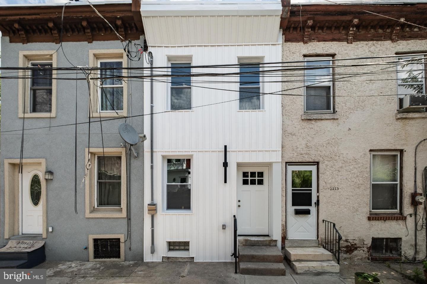 2215 N Mutter Street photo 4