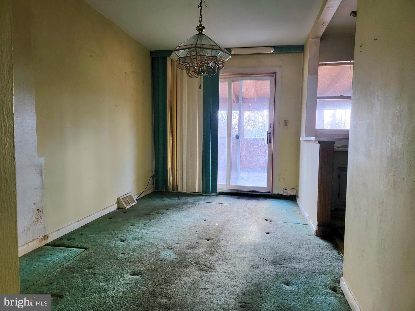 8602 Rugby Street photo 13