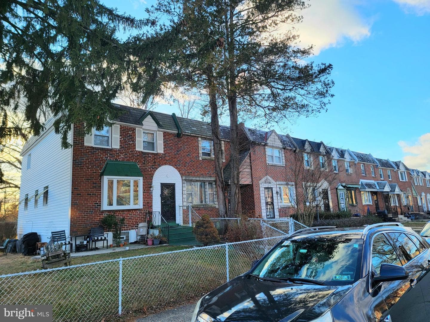 8602 Rugby Street photo 2