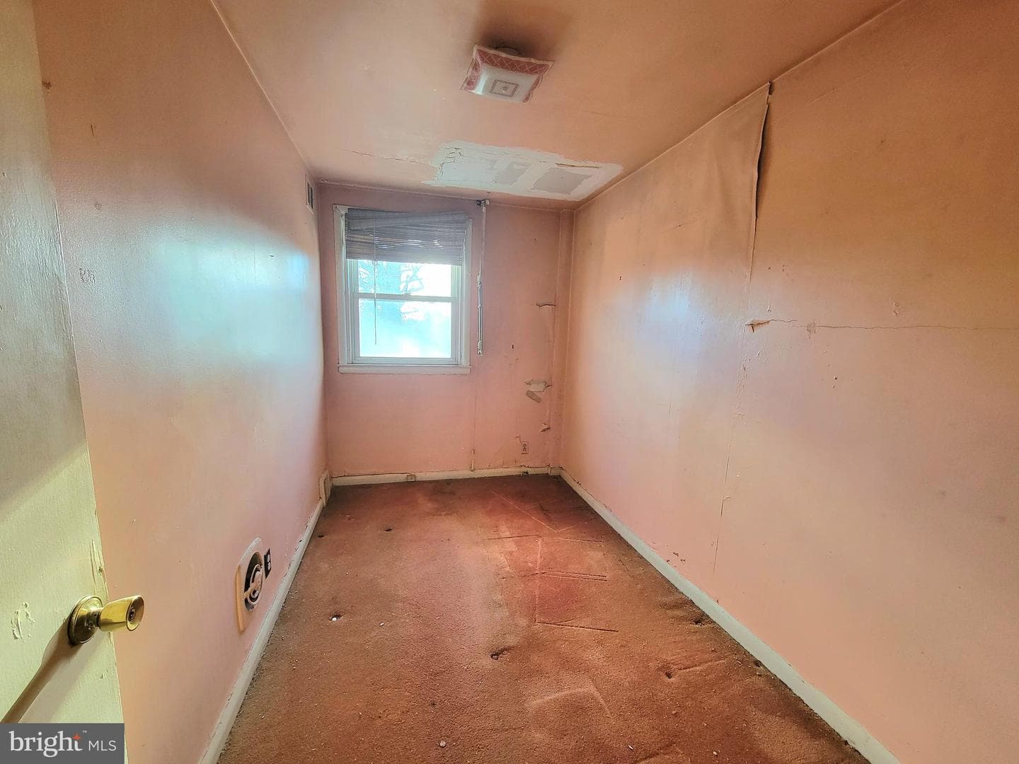 8602 Rugby Street photo 32