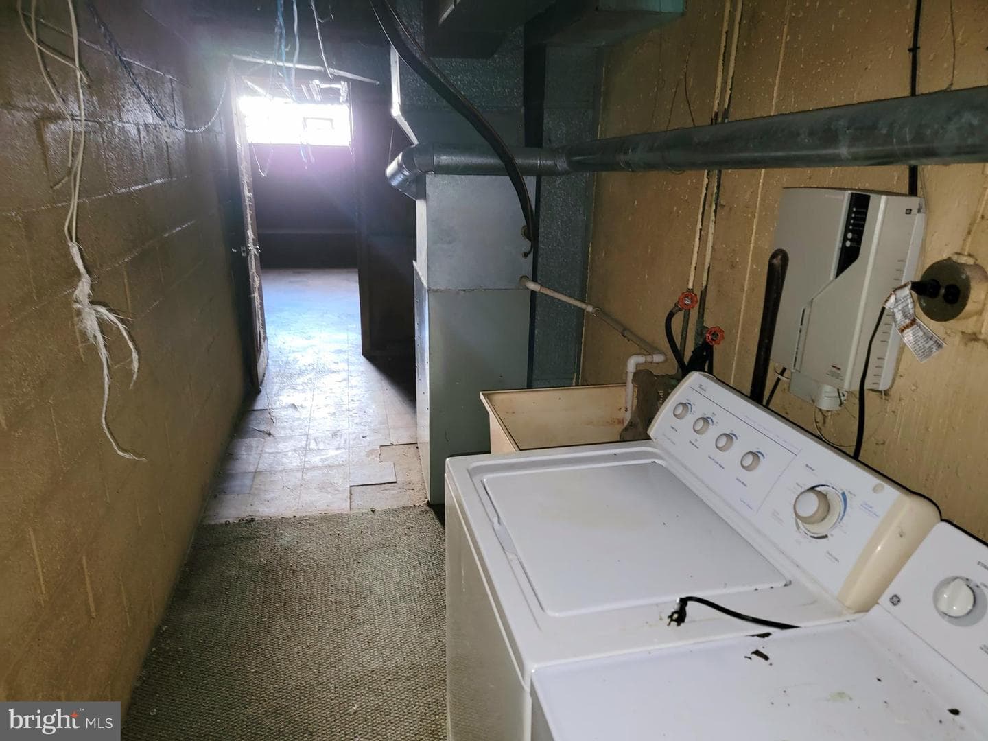 8602 Rugby Street photo 61