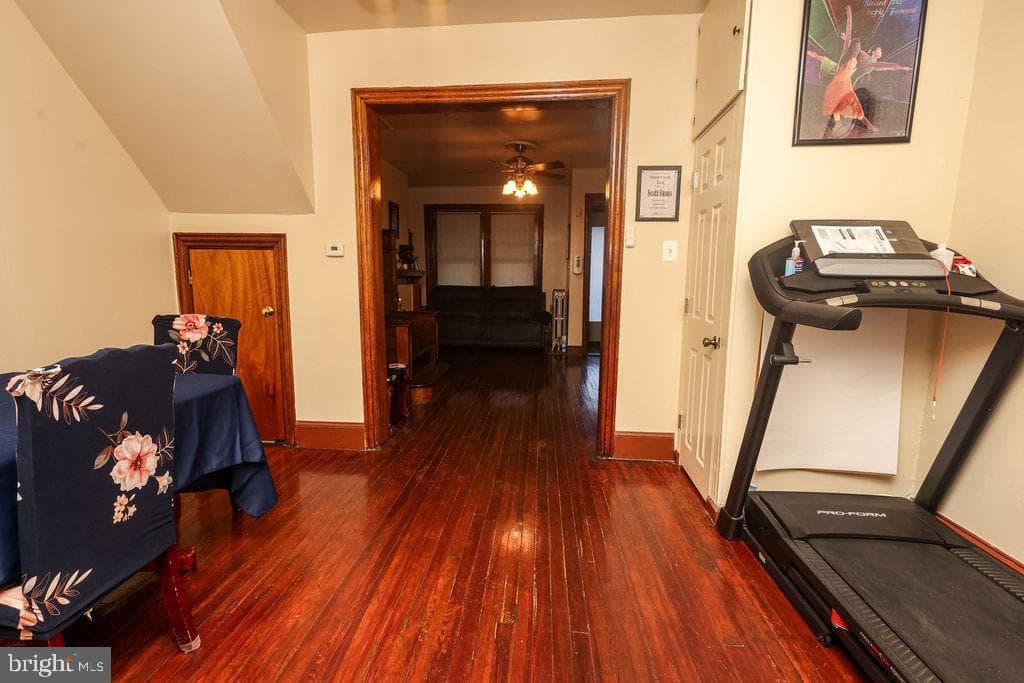 249 W Seymour Street photo 8