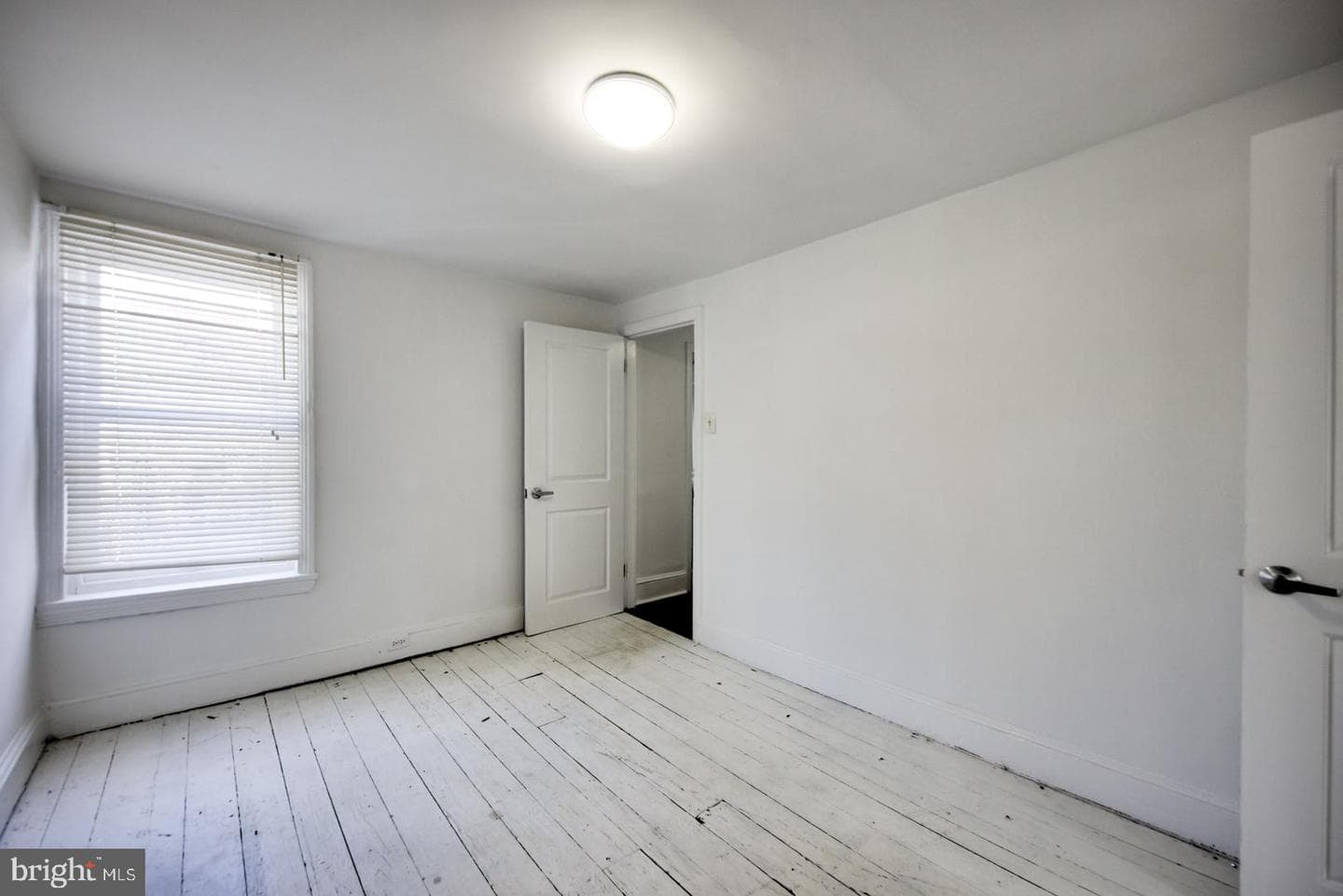 1807 Pemberton Street photo 14
