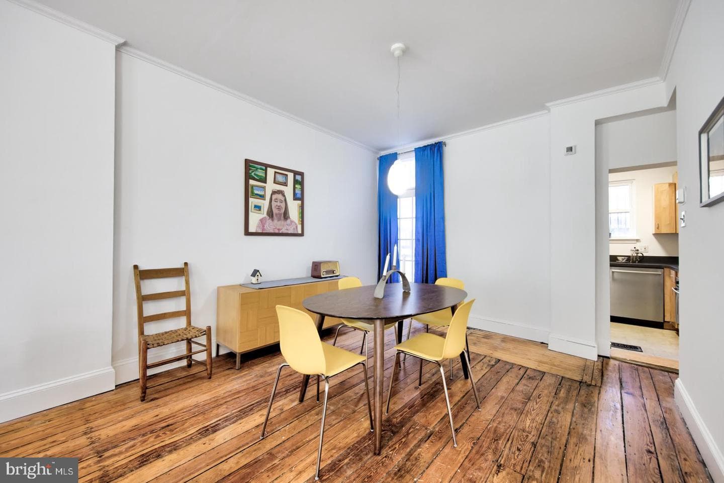 1807 Pemberton Street photo 4