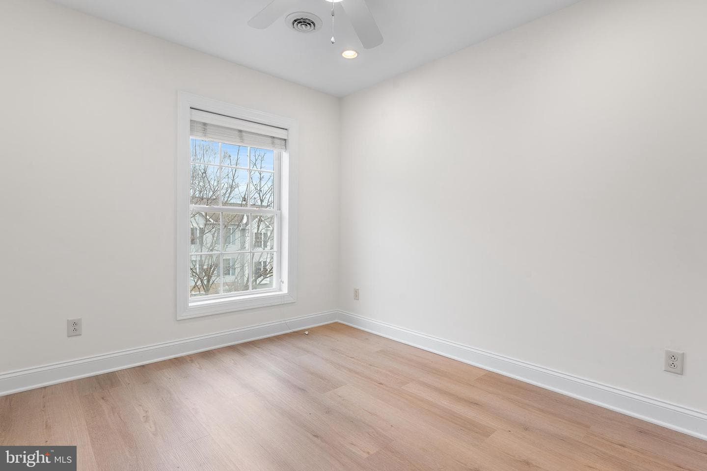 100 Parker Avenue #29 photo 15