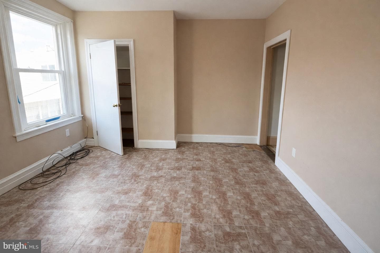 1719 S Mole Street photo 10