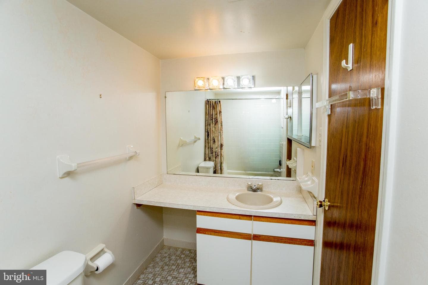 2131 Welsh Road #207 photo 21