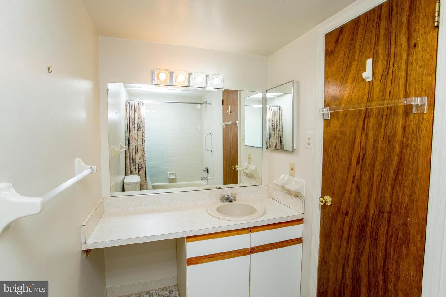 2131 Welsh Road #207 photo 39