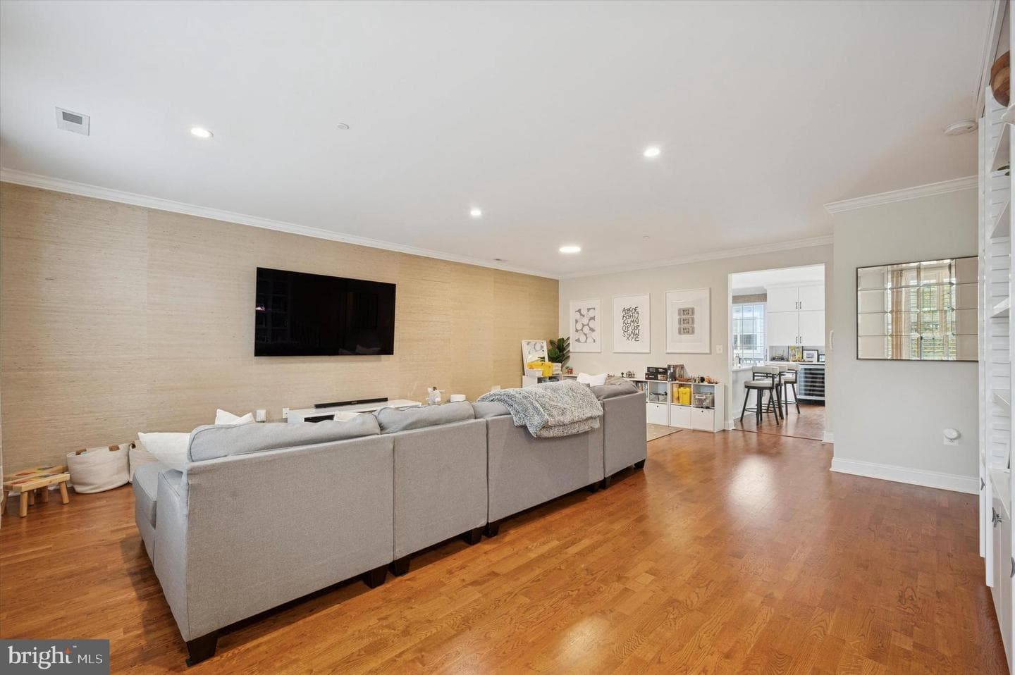 610 Captains Way photo 2