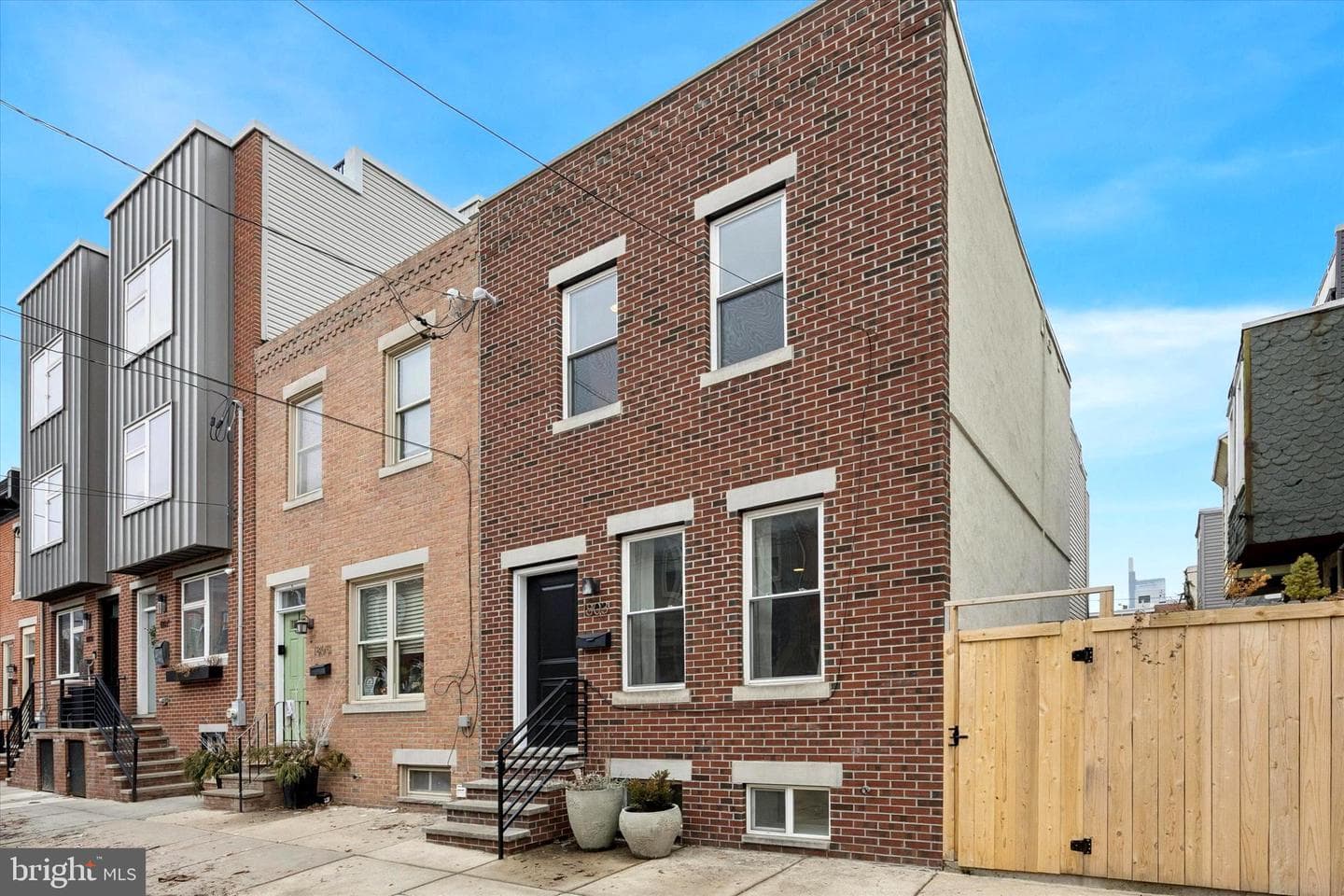 1803 Latona Street photo 1