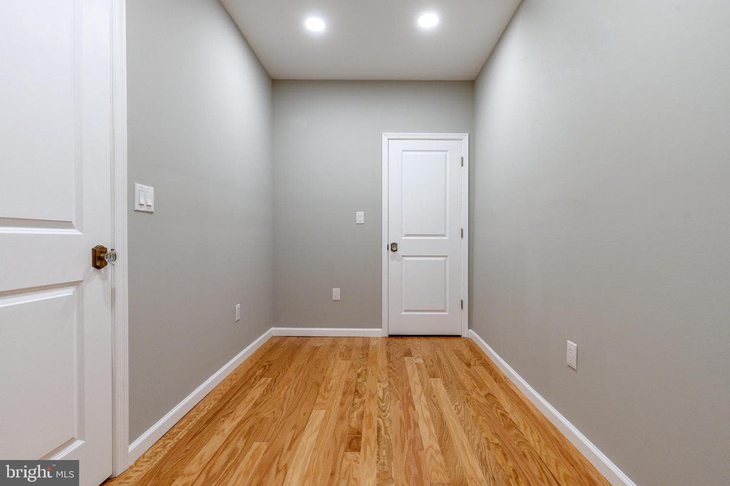 109 Watkins Street photo 17