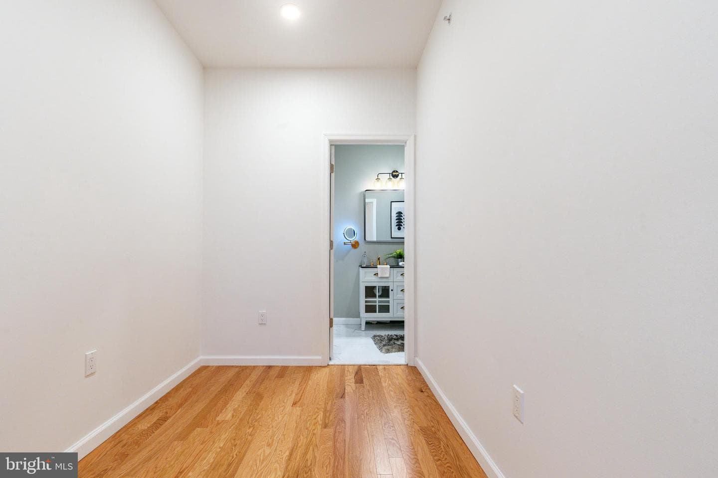 109 Watkins Street photo 30