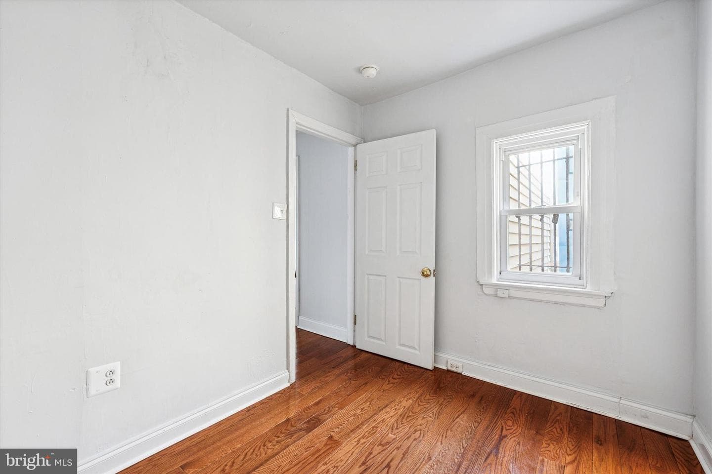 729 S Smedley Street photo 16