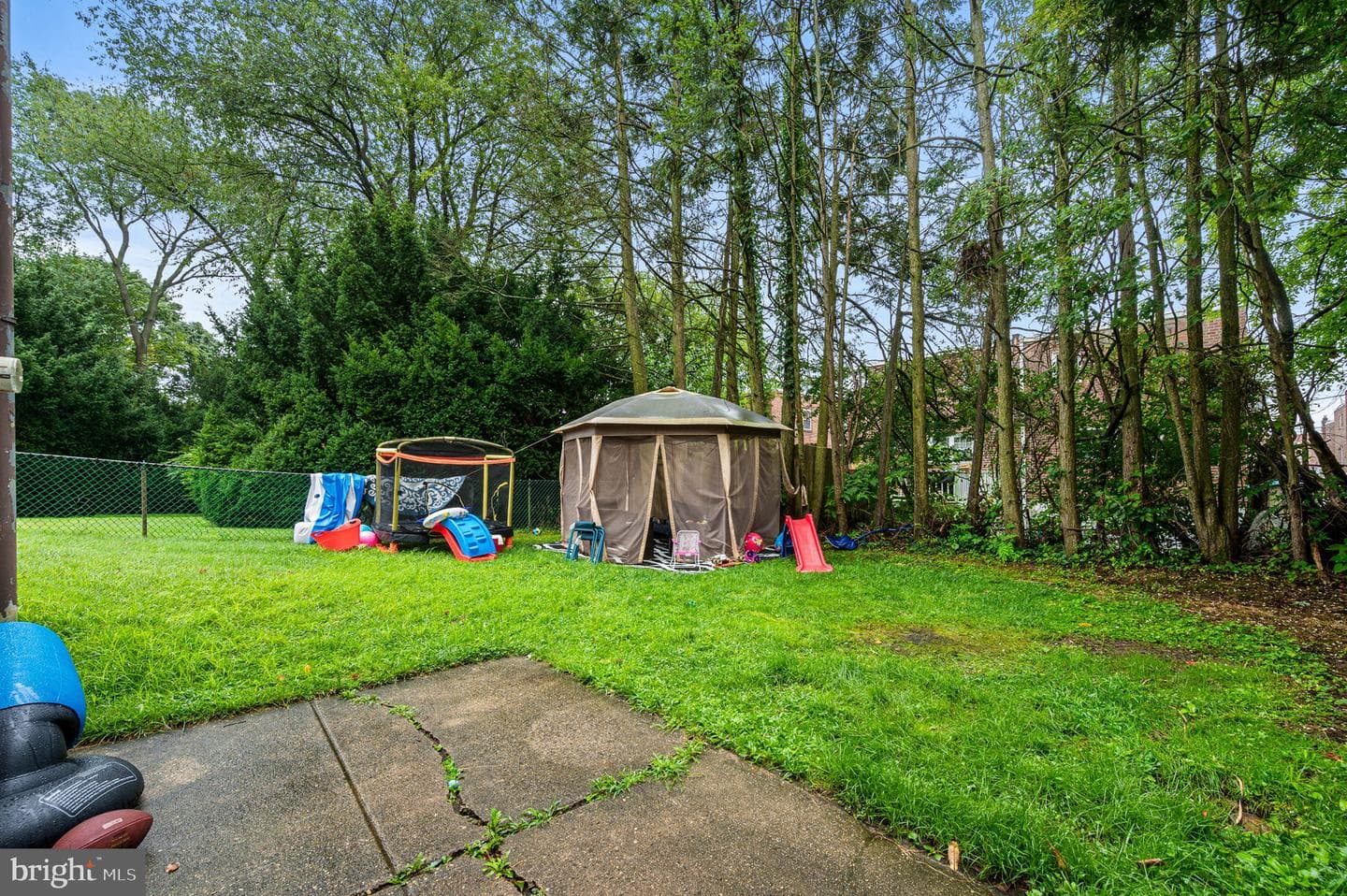 358 Tomlinson Terrace photo 22