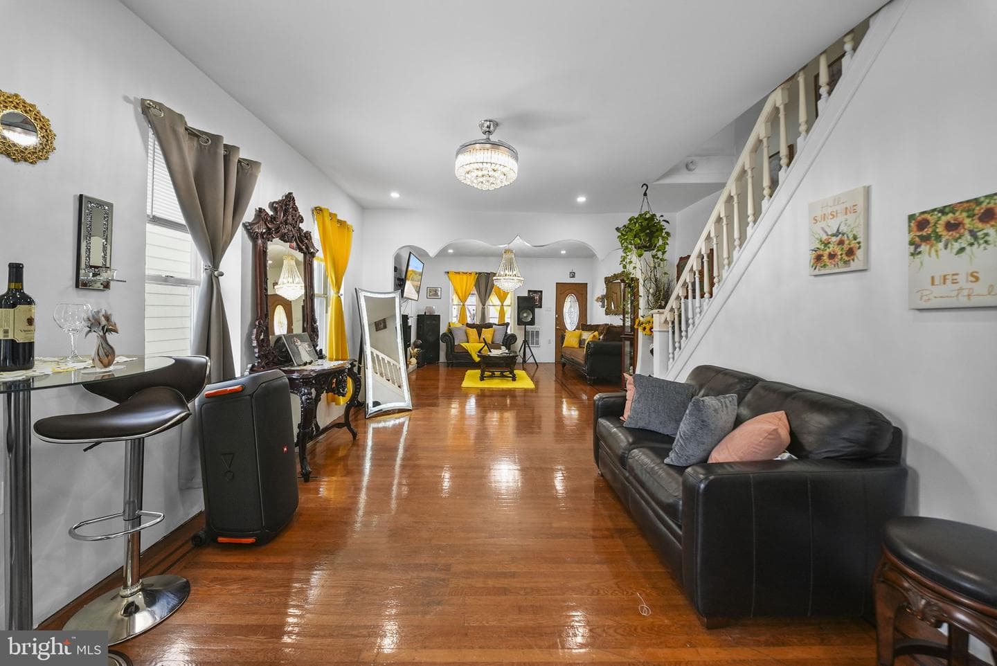 4634 James Street photo 7