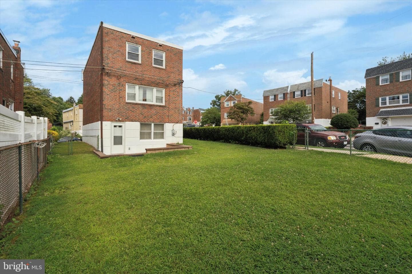 7429 Keiffer Street photo 32