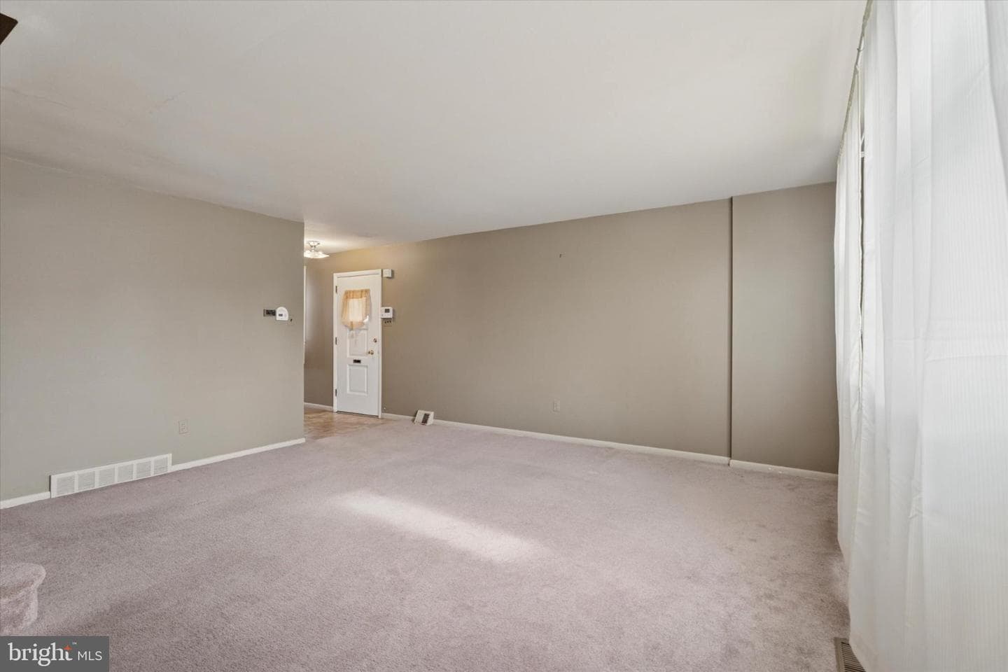 7429 Keiffer Street photo 6