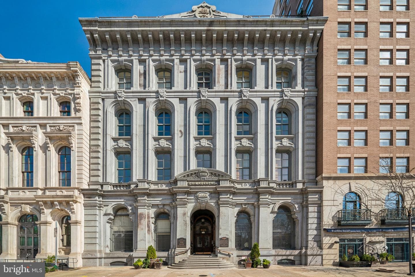 421 Chestnut Street #401 photo 34