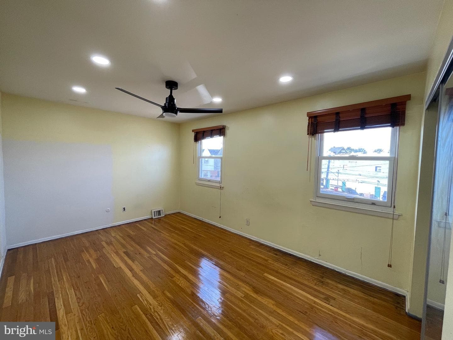 803 Lawler Street photo 35