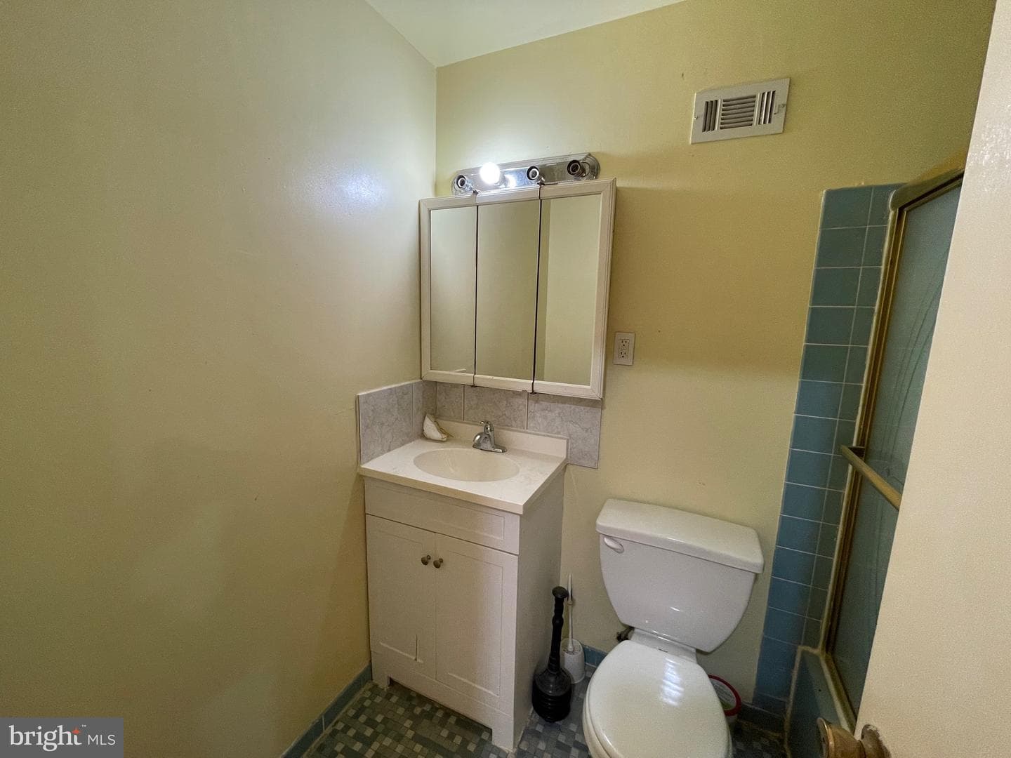 803 Lawler Street photo 48