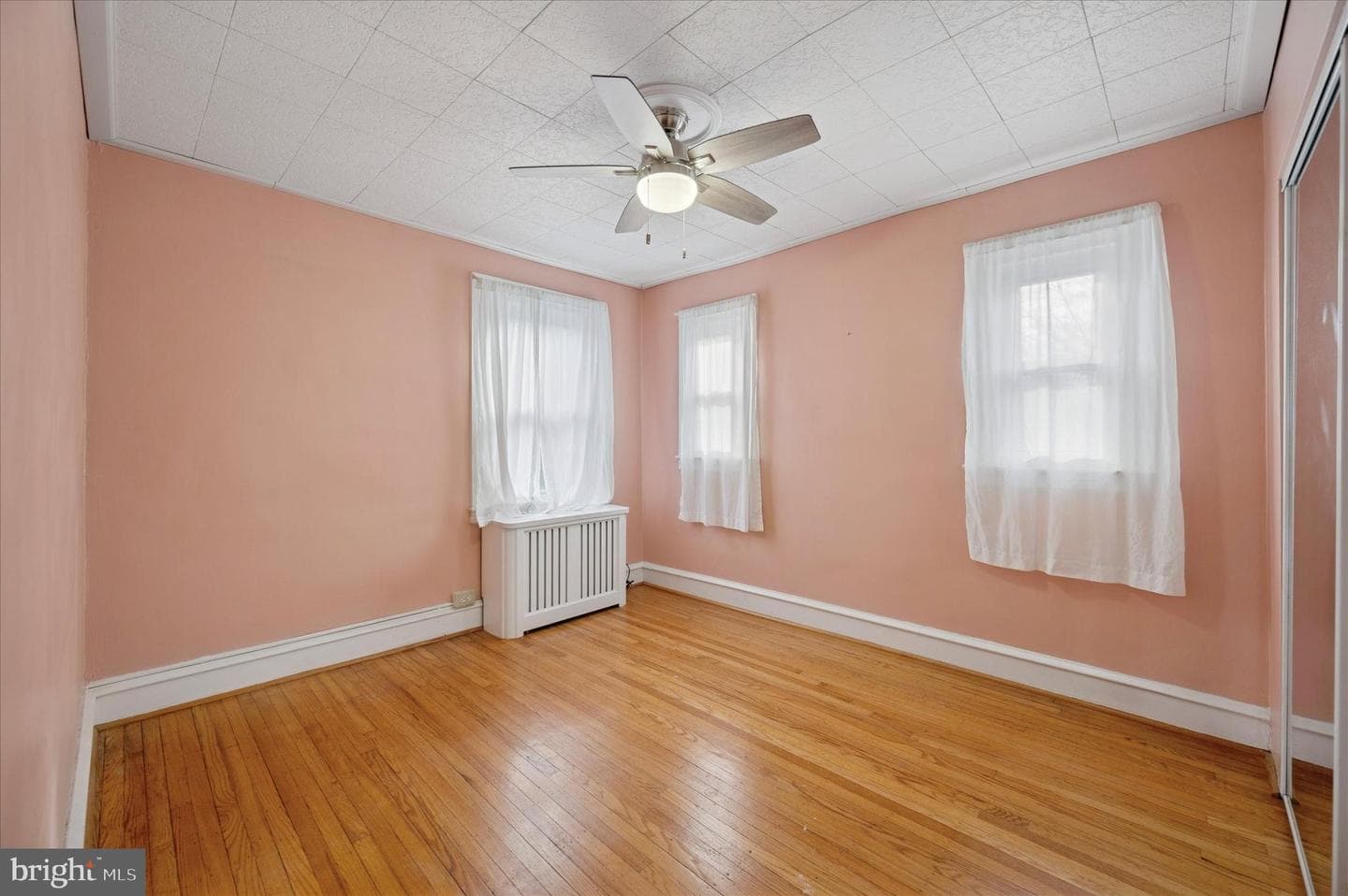 420 Passmore Street photo 12