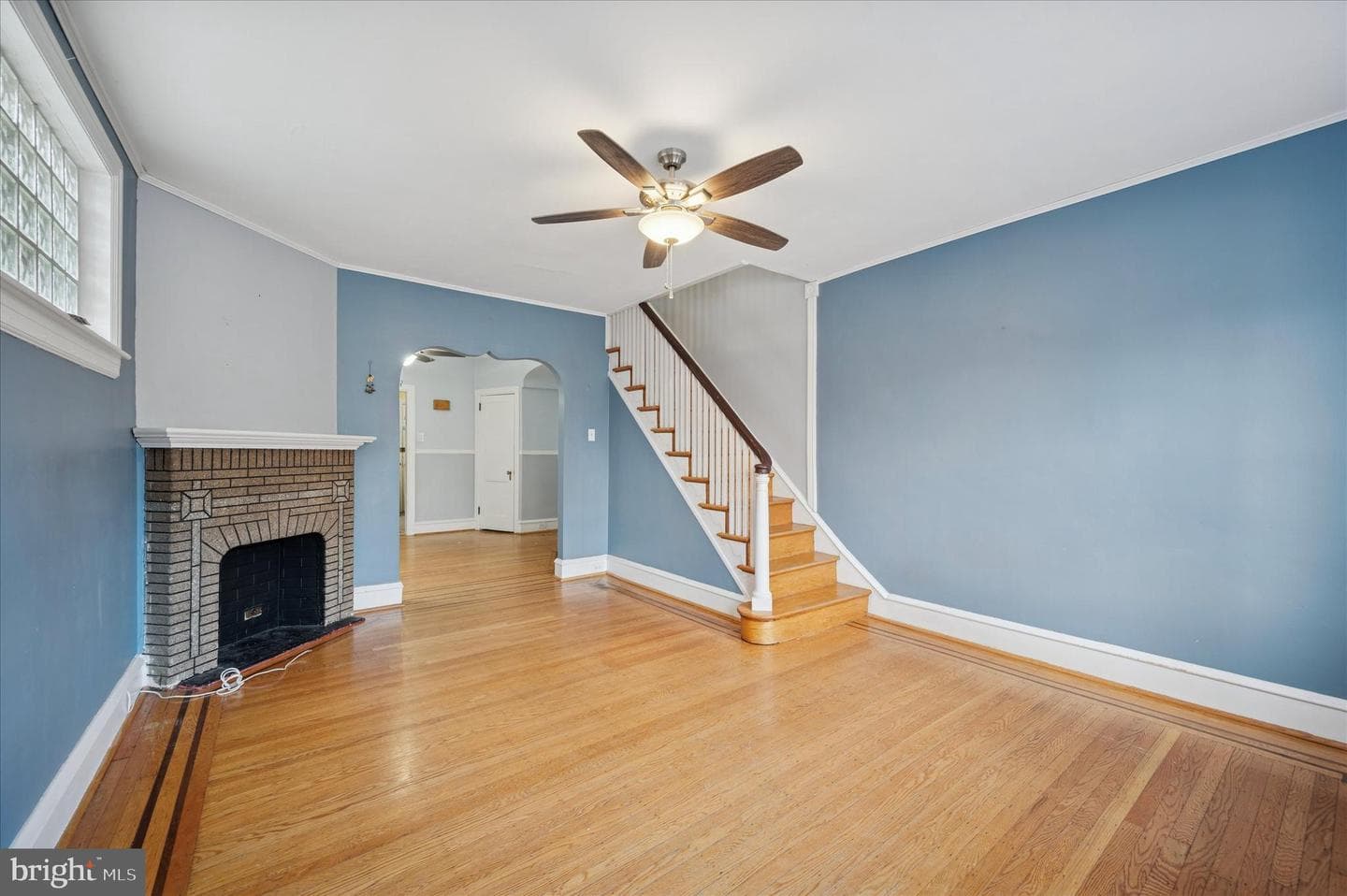 420 Passmore Street photo 7