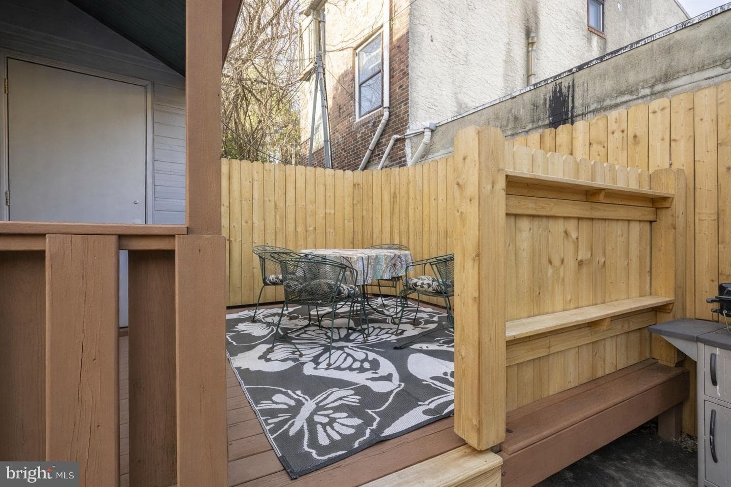 1627-29 W Stiles Street photo 21