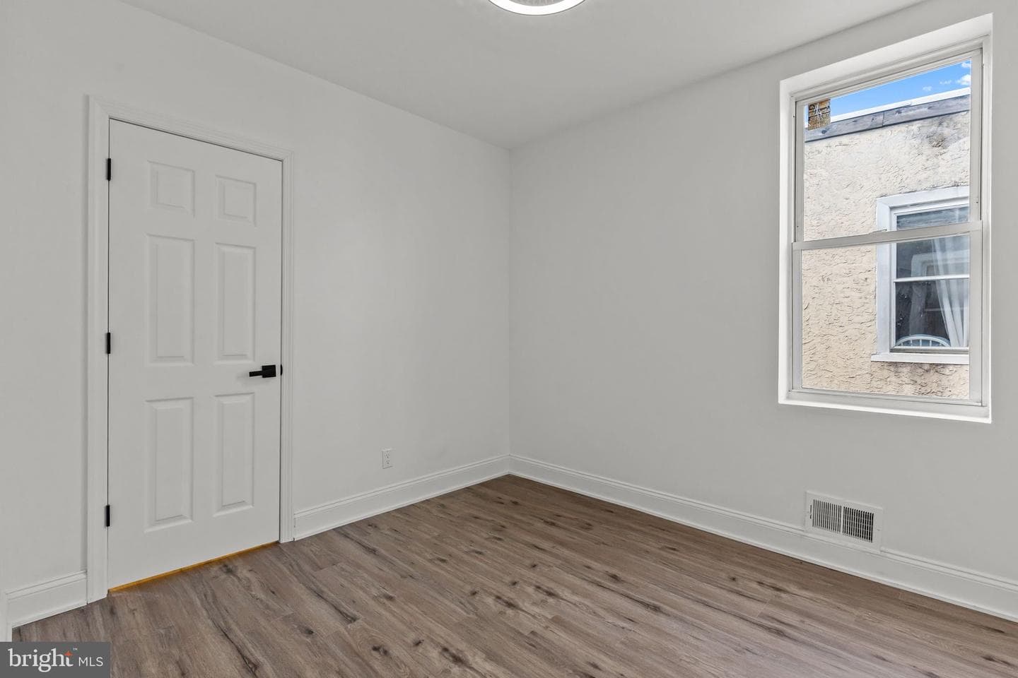 5907 W Girard Avenue photo 20