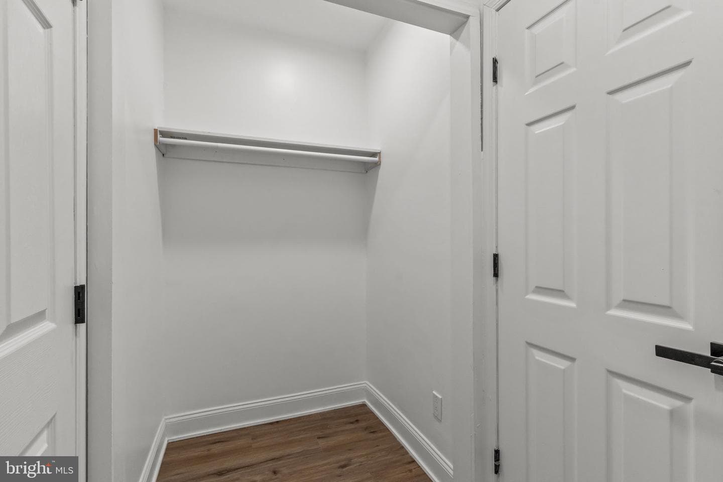 5907 W Girard Avenue photo 22