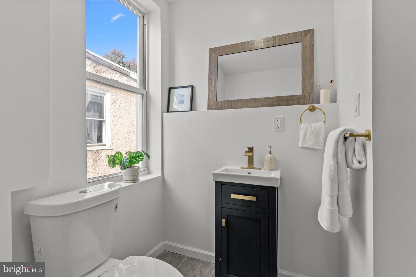 5907 W Girard Avenue photo 23