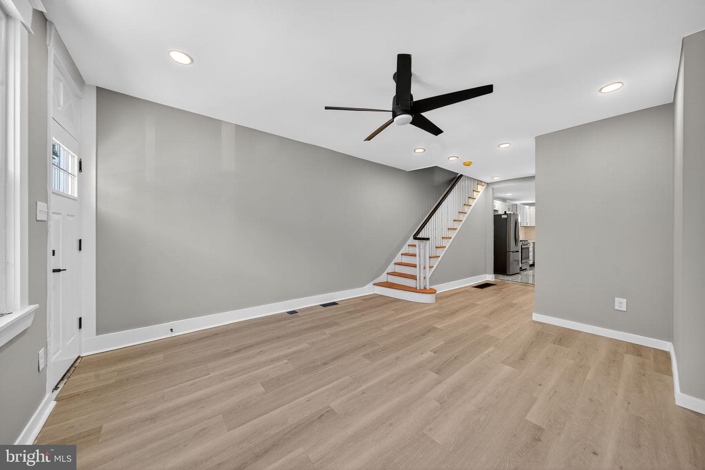 1607 S Bancroft Street photo 3