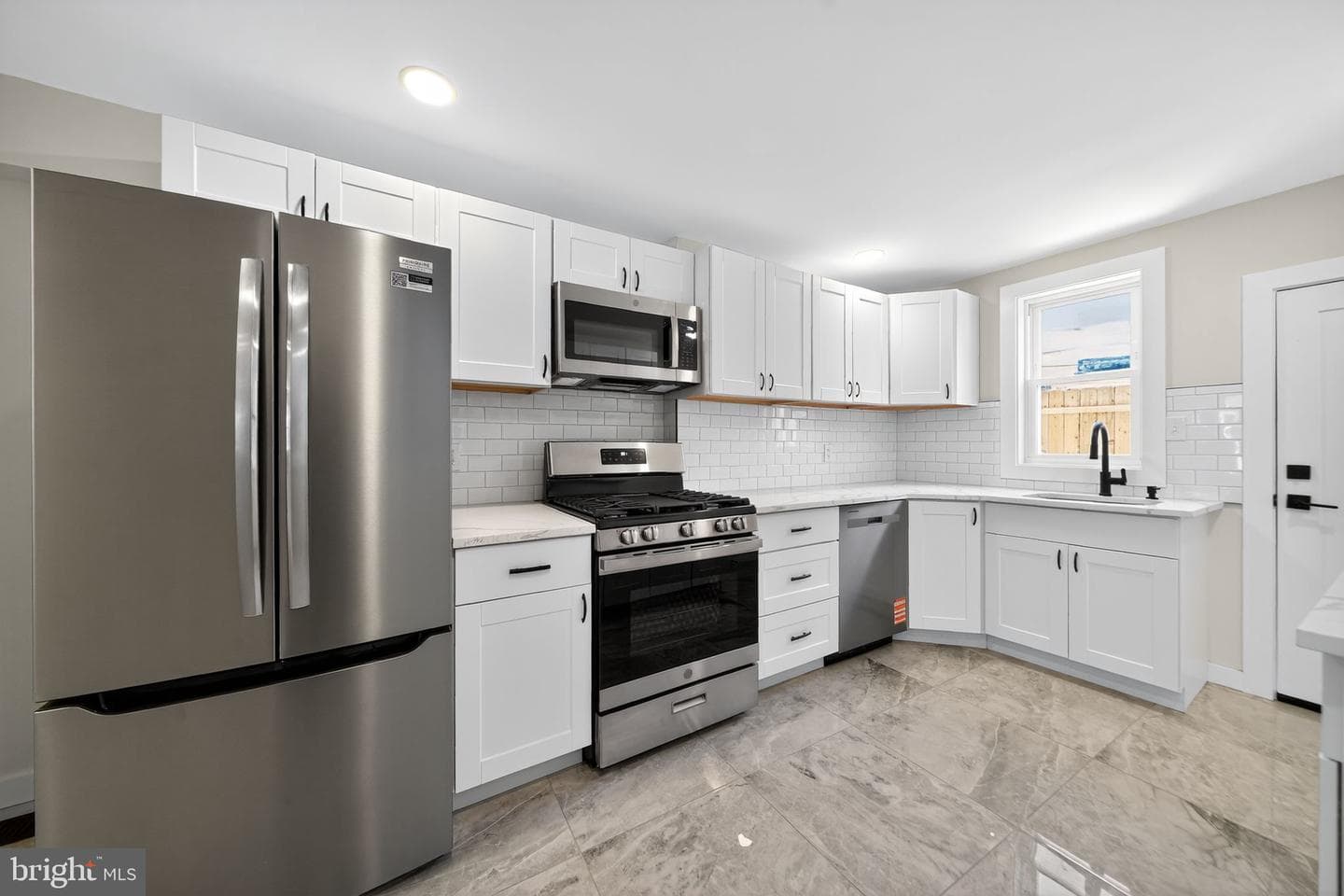 1607 S Bancroft Street photo 8