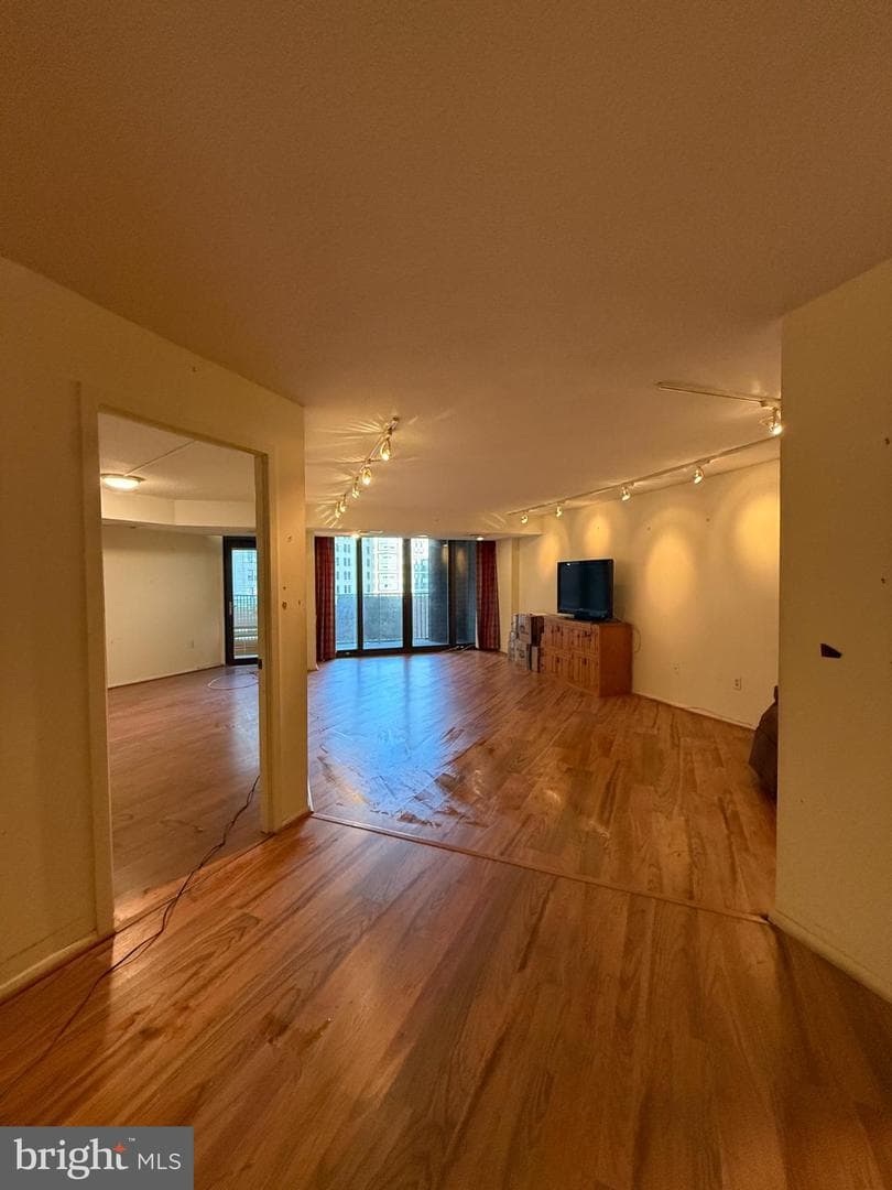 1420 Locust Street #11k photo 3