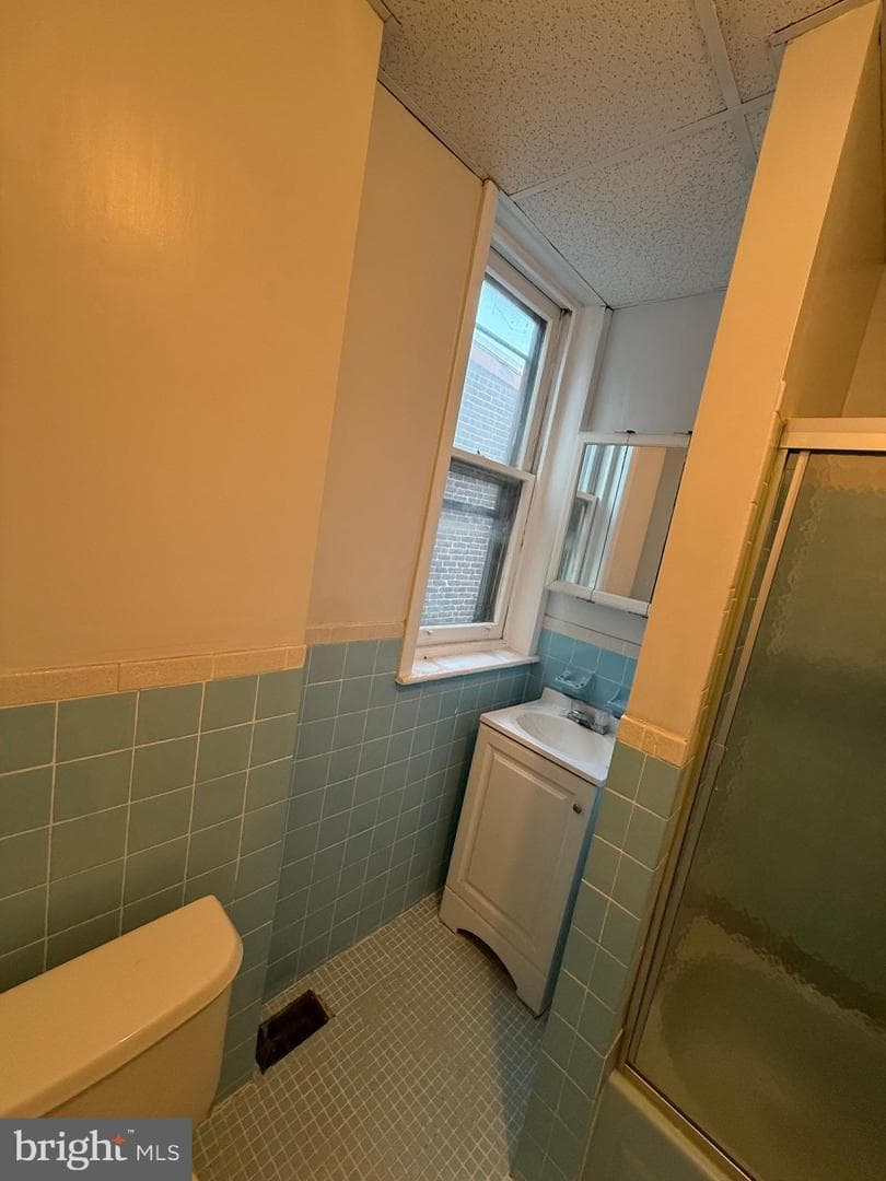 3447 H Street photo 34