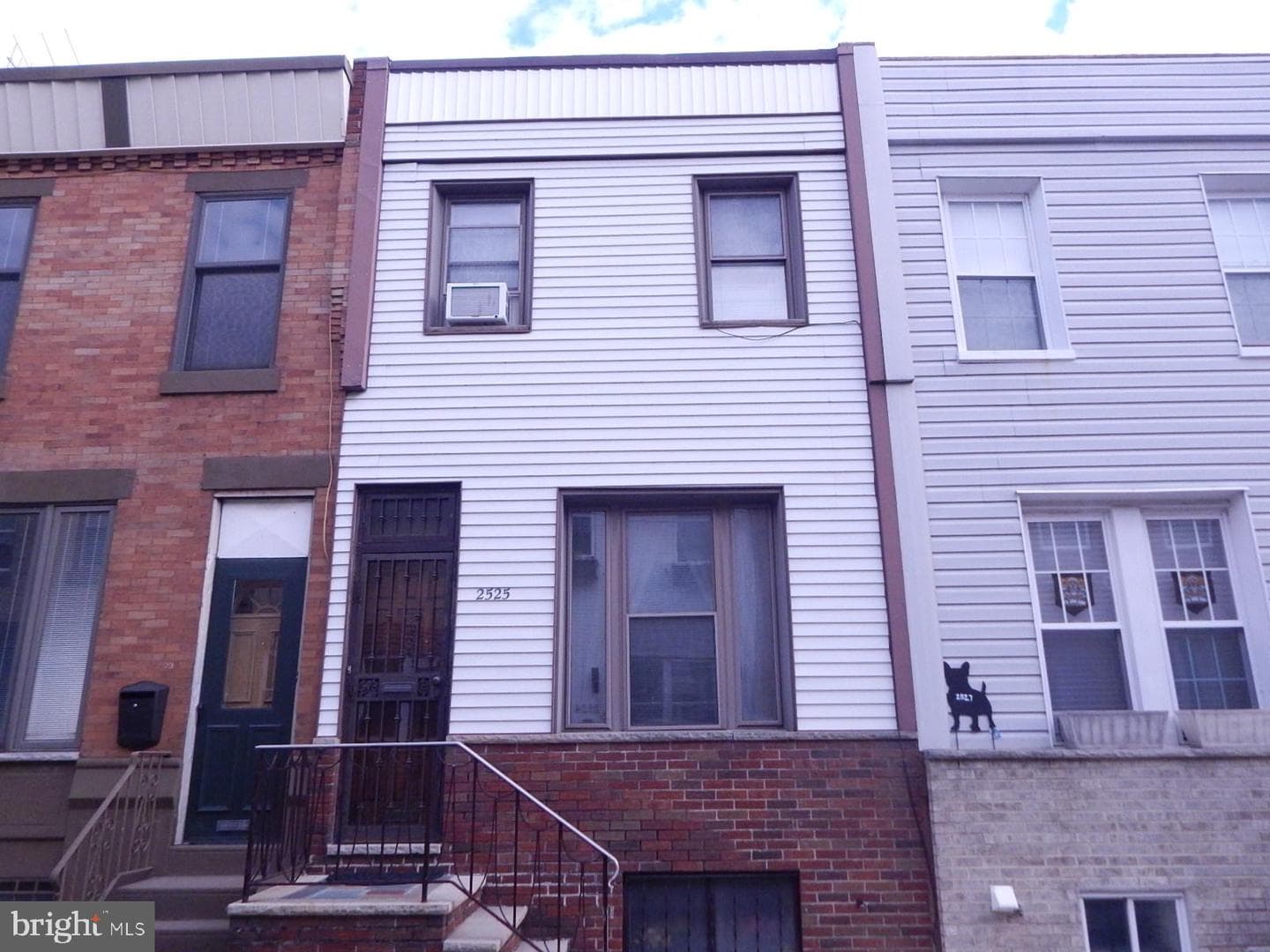 2525 S Juniper Street photo 2