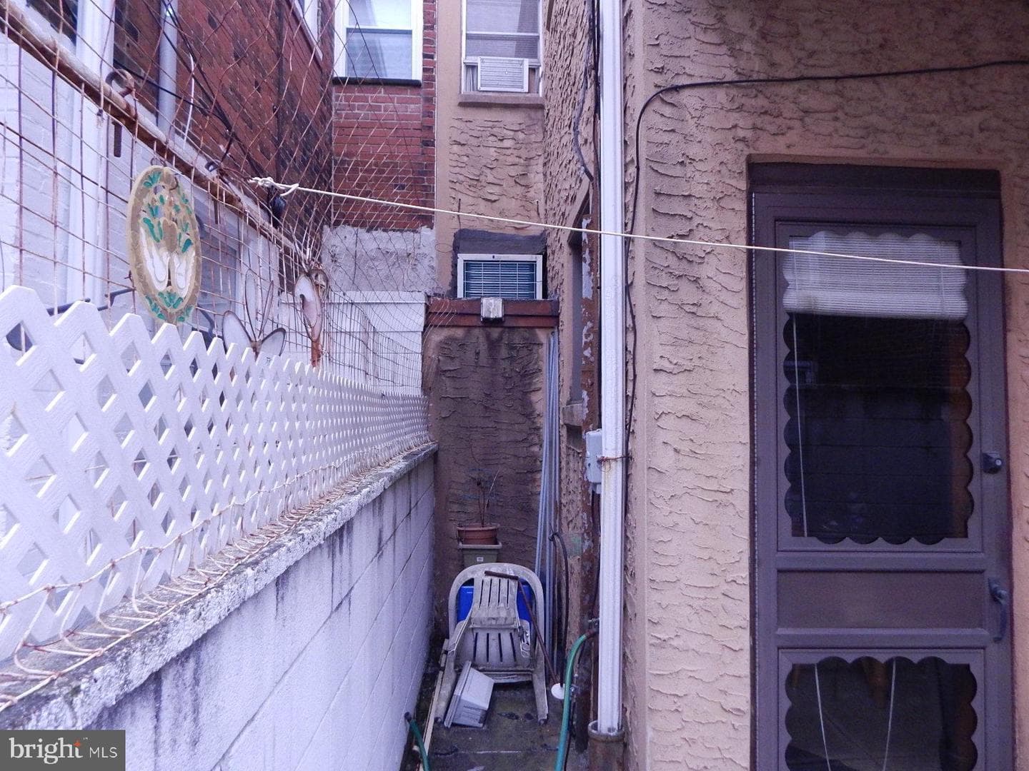 2525 S Juniper Street photo 23