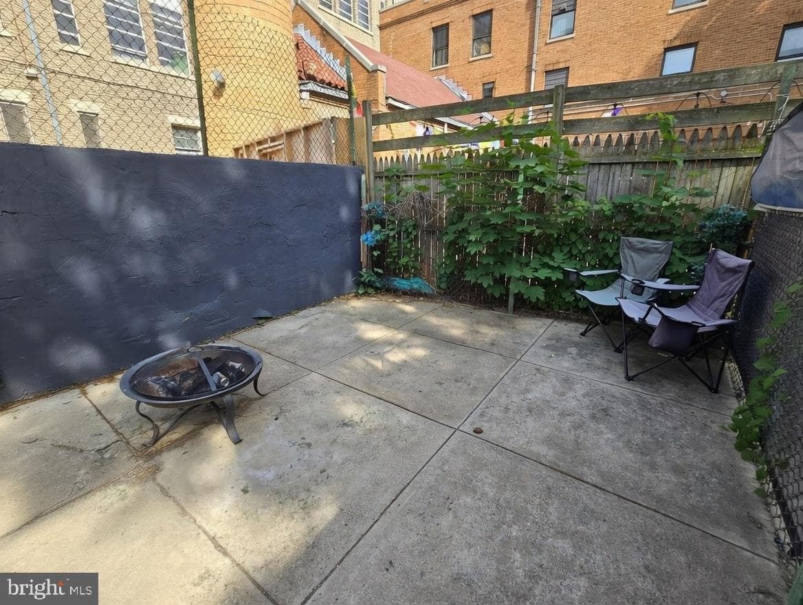 3567 Joyce Street photo 16