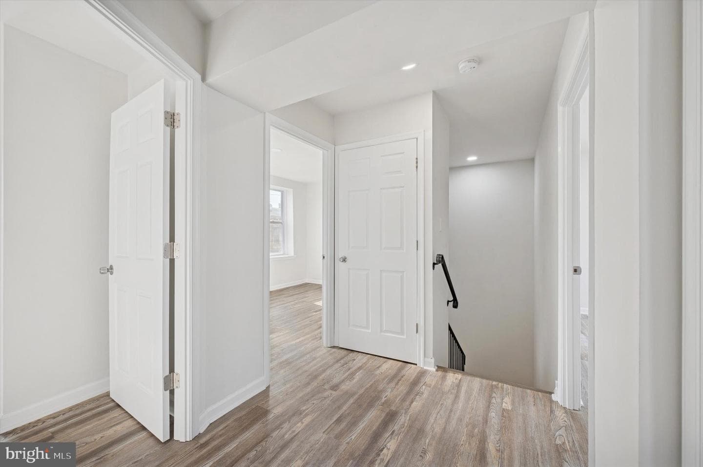 5611 Appletree Street photo 14