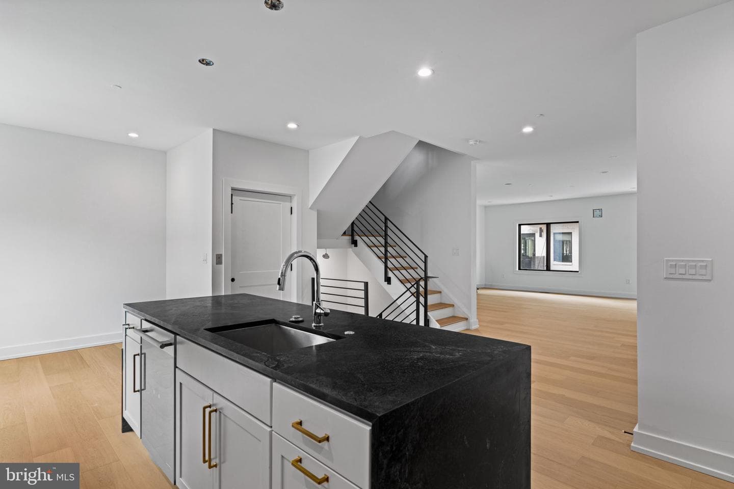 706 Latona Street #g photo 7