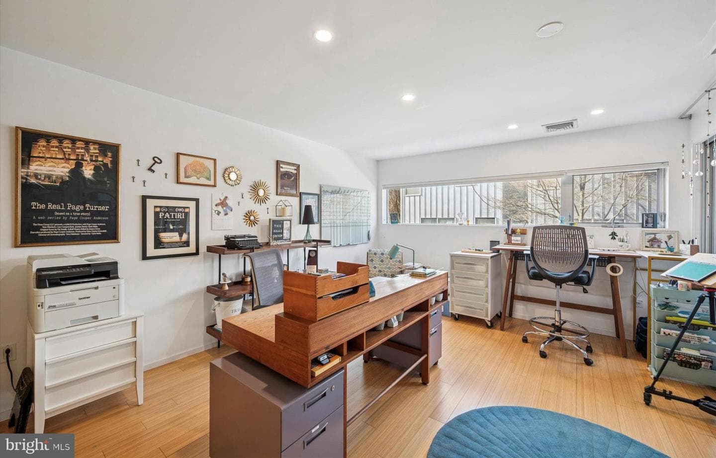 953 N American Street photo 28