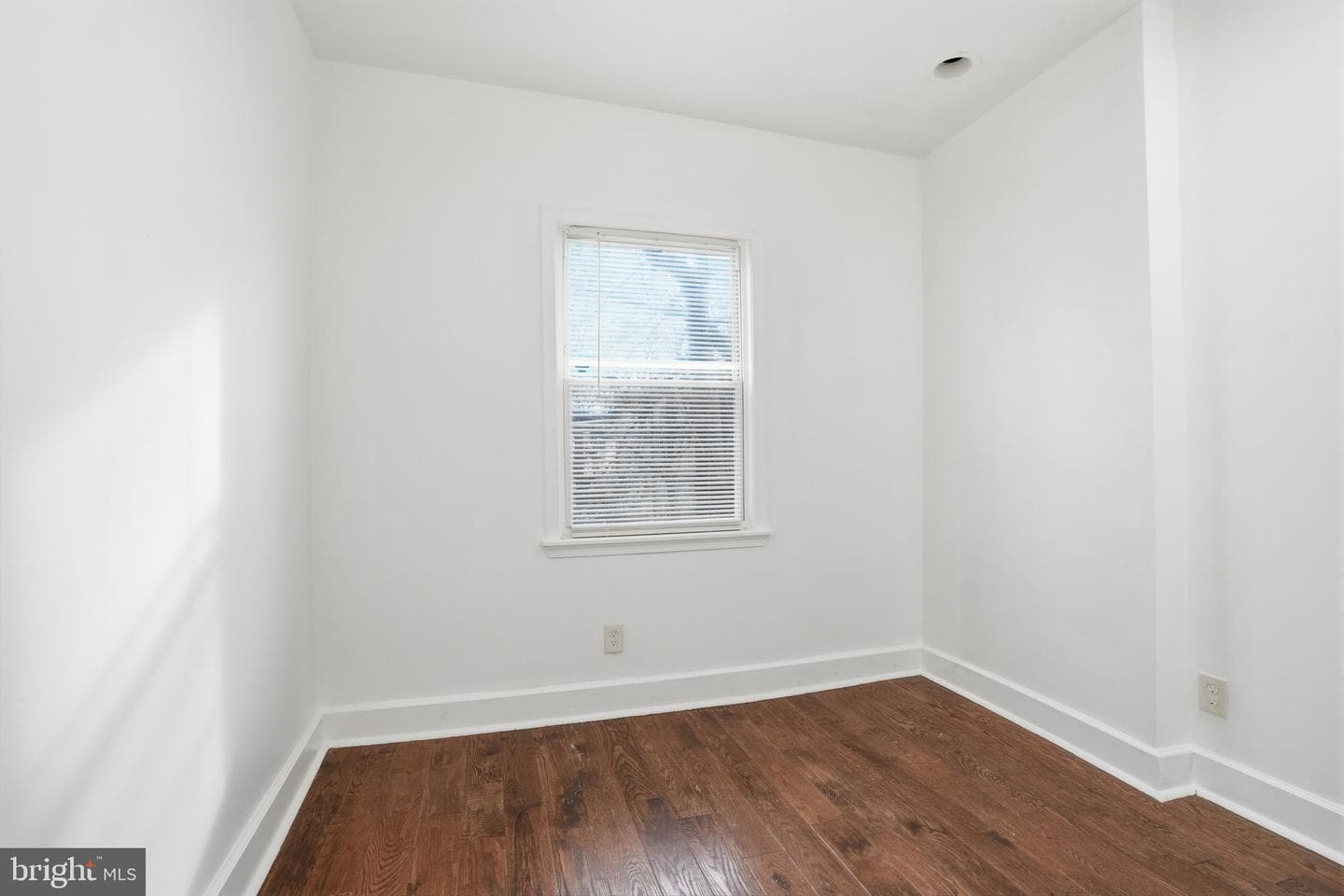 3141 N Percy Street photo 16